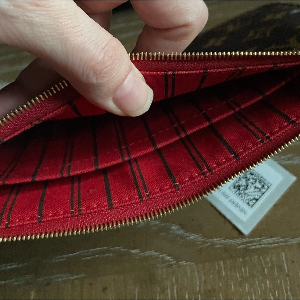 Authentic Louis Vuitton wallet purse never used. $725